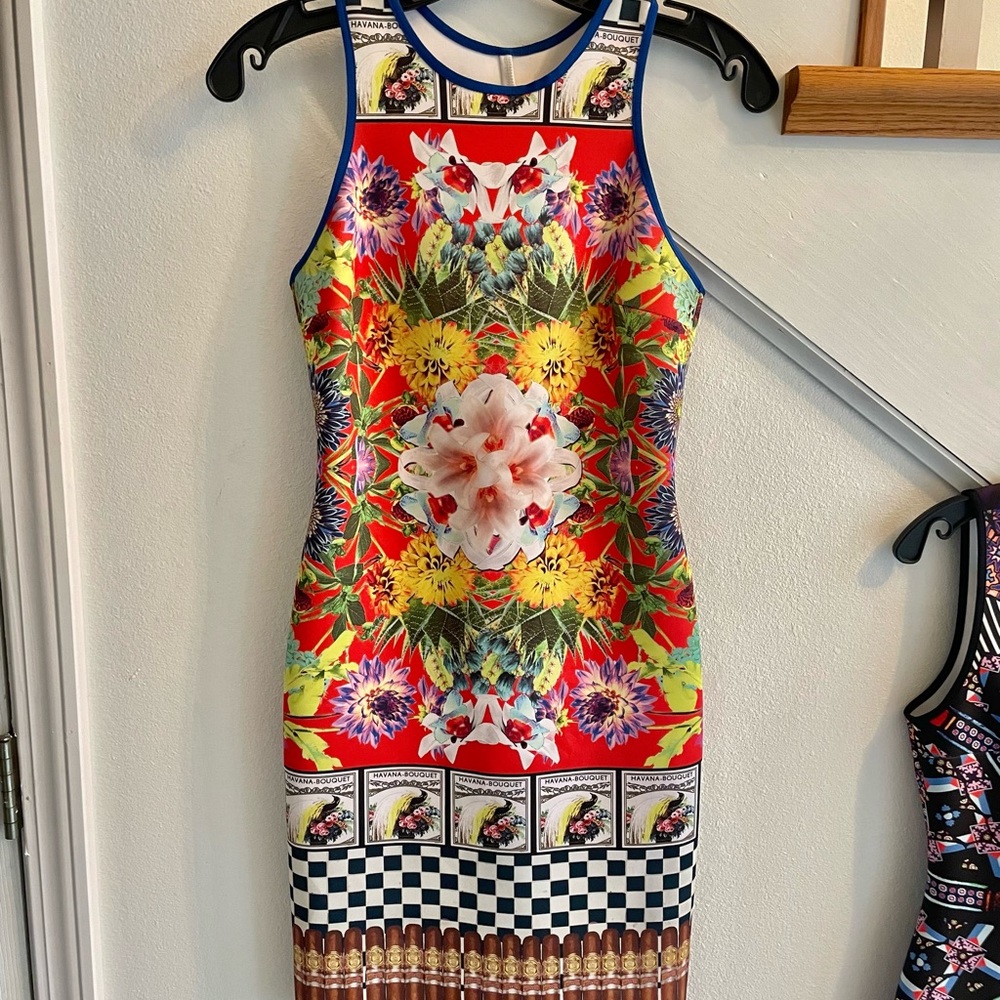Clover canyon Clearnce item blk lined retail $300